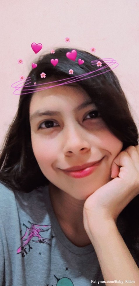 Holaaa soy nueva por aquí✨ 
Cuántos padrynitos me van a inspirar o apoyar para subir Fotitos, Videos, etc...😉😏🤤