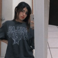 Lizeth F
